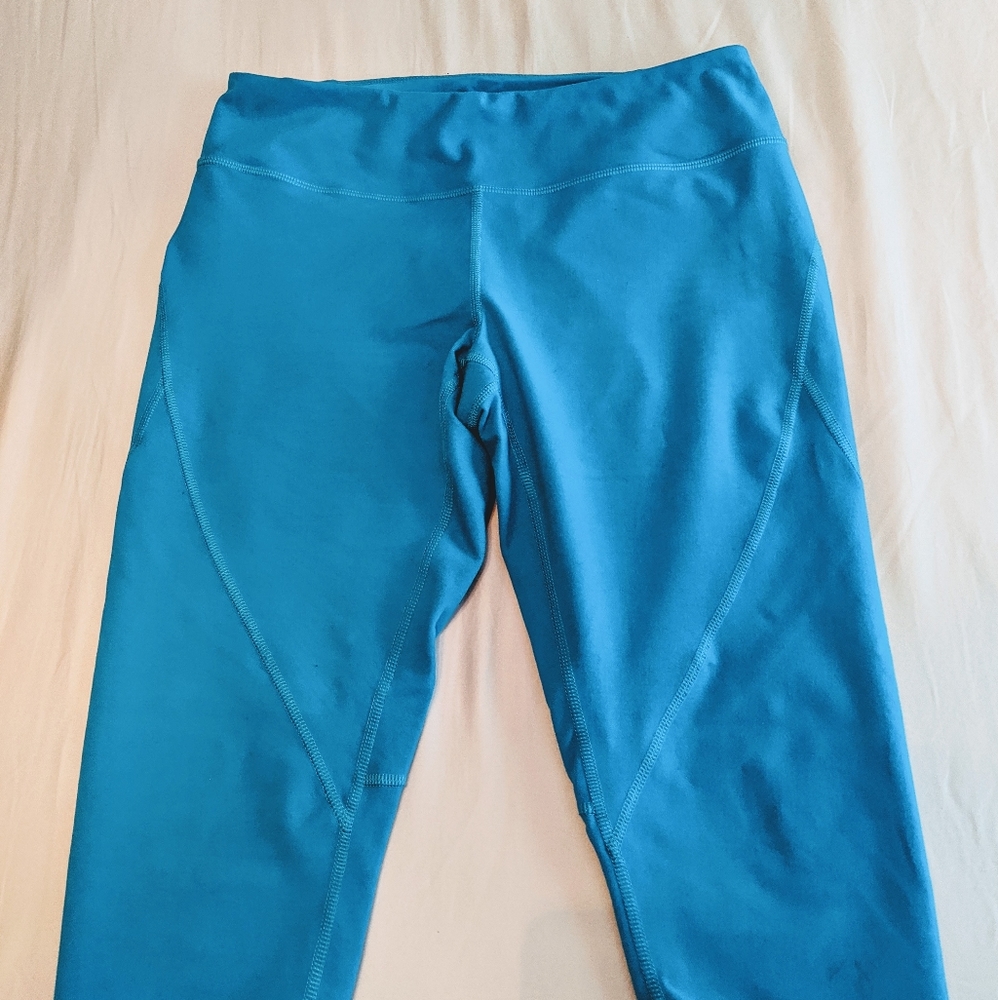 Zella Knee Length Live-In Leggings